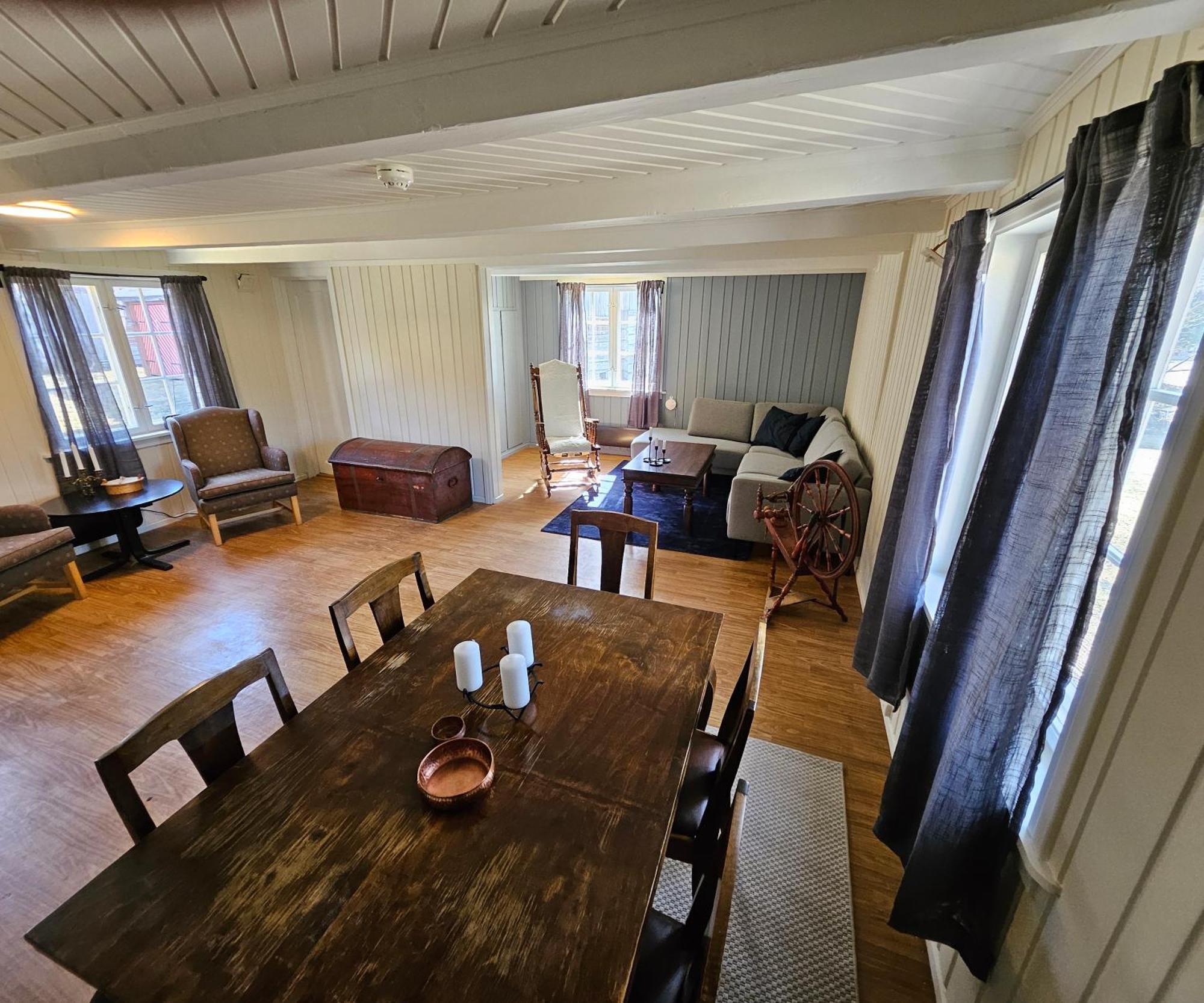 Private Pearl In Downtown Røros